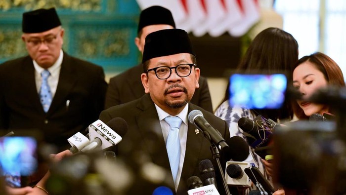 Kepala Bakom Soroti Pernyataan Amien Rais, Ingatkan Dampak Serius Penyebaran Hoaks