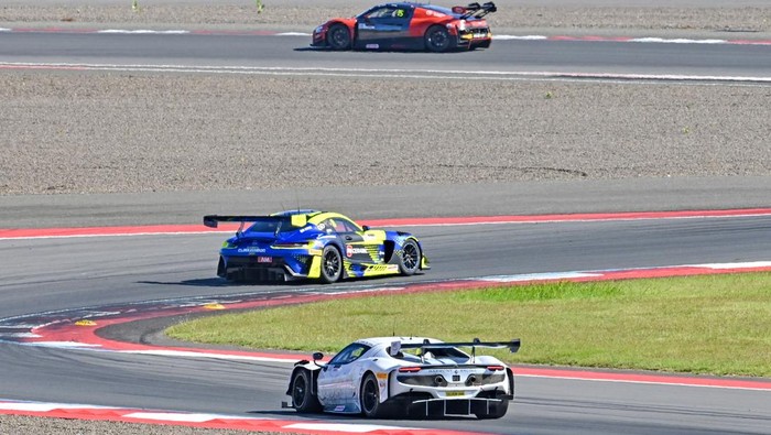 Persaingan Sengit Warnai Pra Kualifikasi GT World Challenge Asia 2026